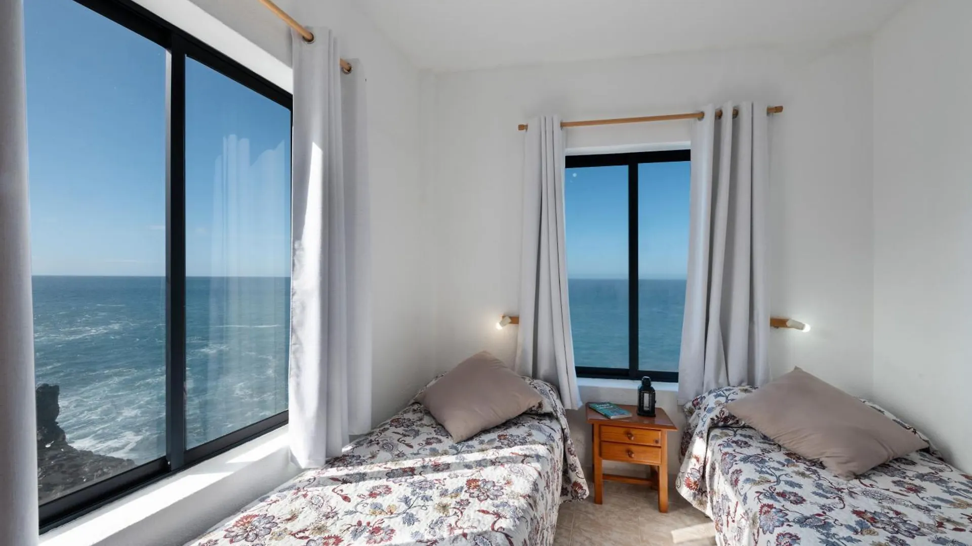 La Bayana Apartments - 5 Puerto De Naos Spain