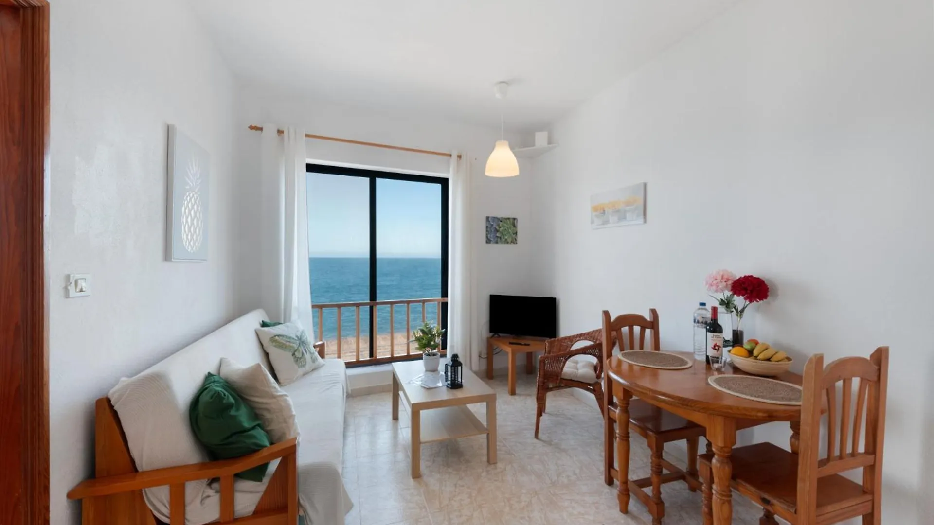 La Bayana Apartments - 5 location